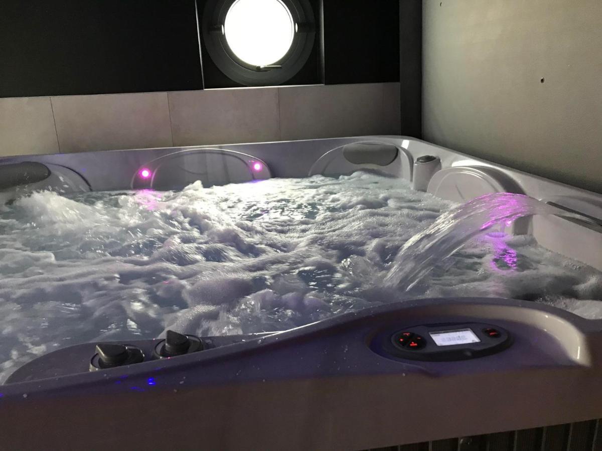Gite Spa Sauna Piscine Aubin-Saint-Vaast 외부 사진